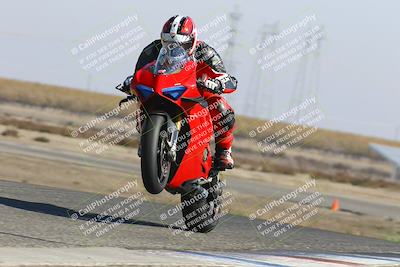 media/Nov-03-2025-Lets Ride (Mon) [[4d74c1c4d3]]/B Group/1220pm (Wheelie Bump)/